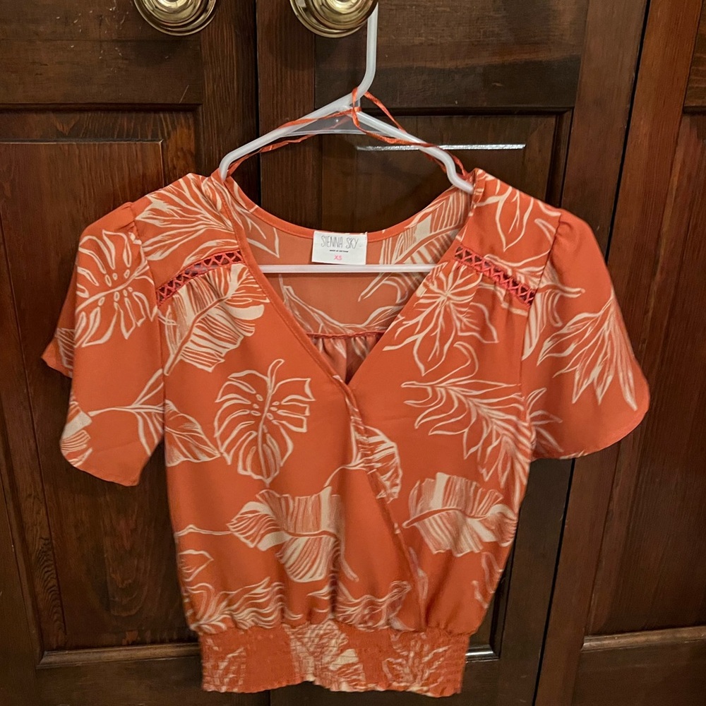 Sienna and Sky orange floral top- size S